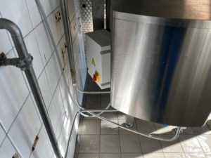 Livraison et installation d’un pasteurisateur P500 EW PRO Kämpf fournitures laitières Sàrl