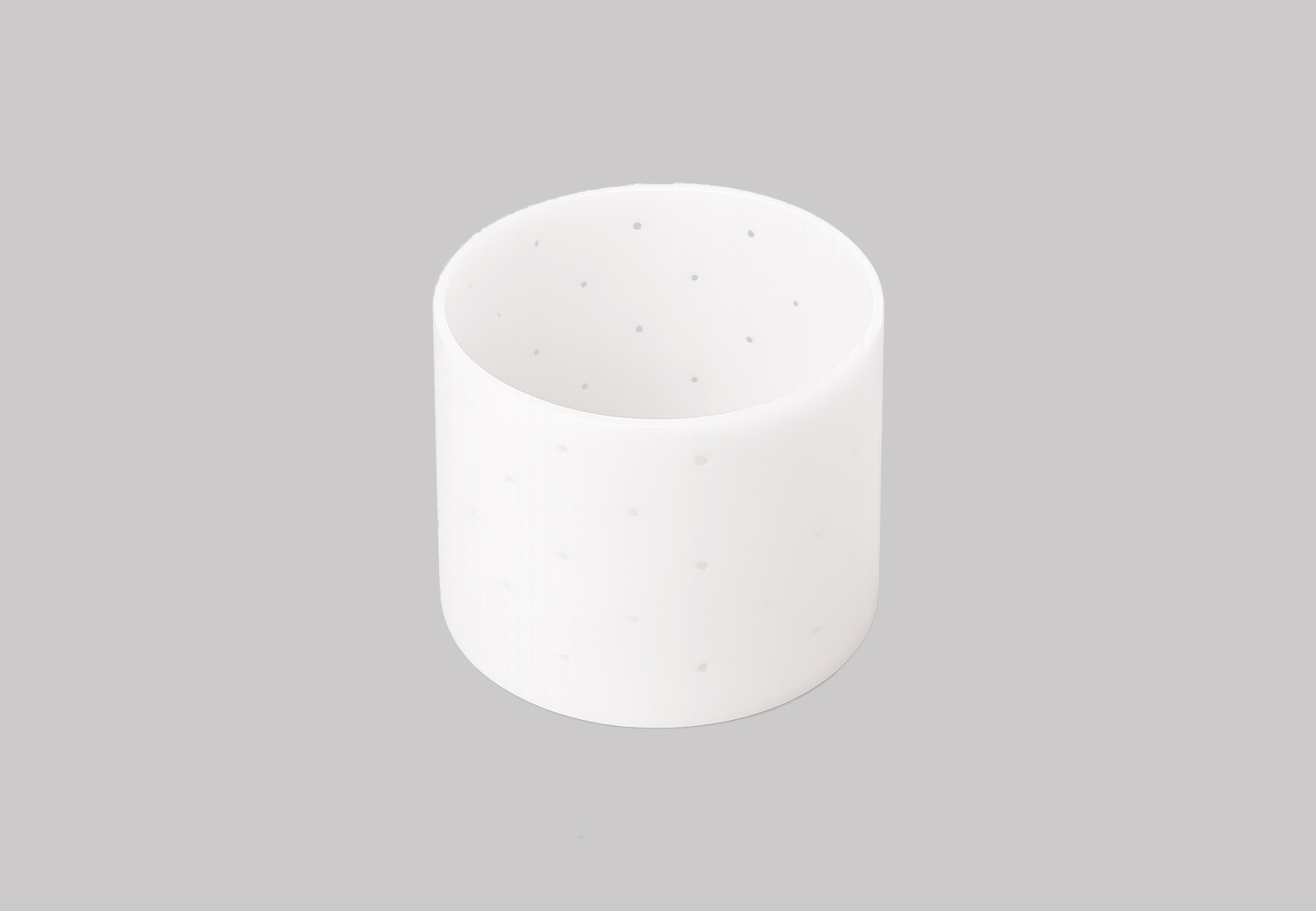 (3042)moule à pâte molle perforé fin, sans fond, dia. 100 mm.1